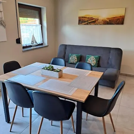 Zlote Apartment *
